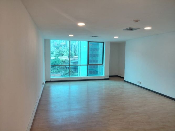 Oficina en arriendo en La Aguacatala, Medellín, 50 m² · foto 7 de 16