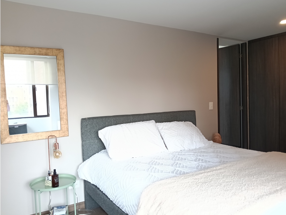 Apartamento en venta en Los Rosales, Bogotá · foto 15 de 19