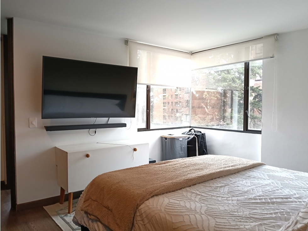 Apartamento en venta en Los Rosales, Bogotá · foto 16 de 19