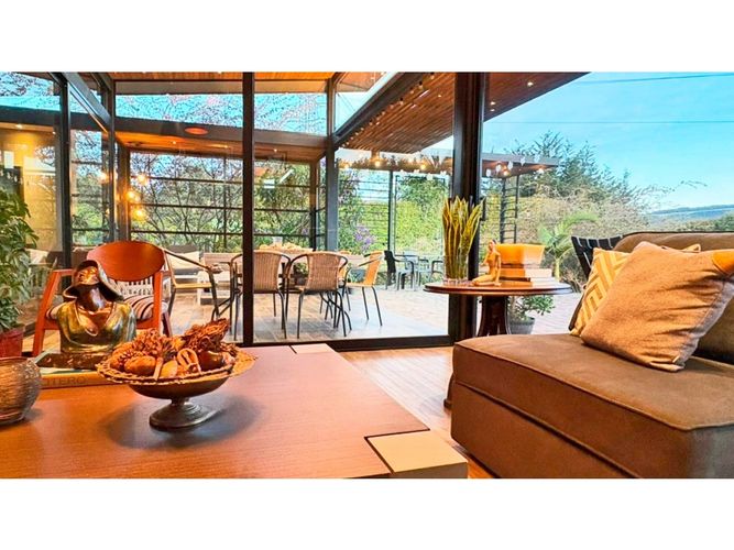 Casa de 3 alcobas en venta en Guamito, La Ceja, 372 m² · foto 10 de 24