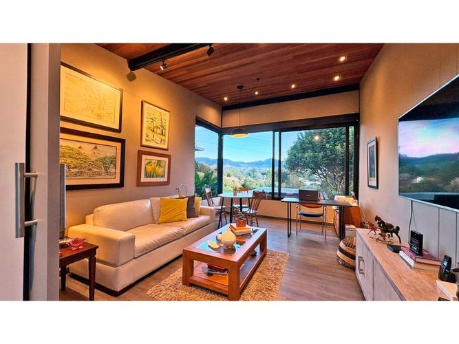 Casa de 3 alcobas en venta en Guamito, La Ceja, 372 m² · foto 16 de 24