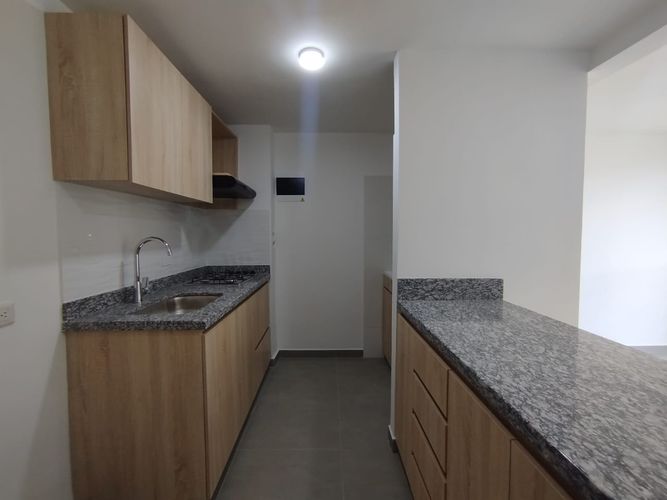 Apartamento de 3 alcobas en arriendo en Fontibon, Rionegro, 49 m² · foto 2 de 15