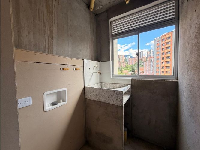 Apartamento de 3 alcobas en venta en San Joaquin, Sabaneta, 65 m² · foto 16 de 19
