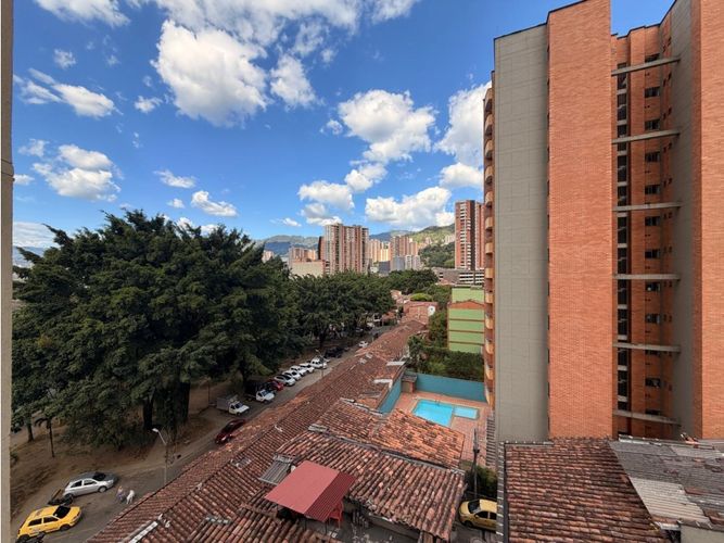 Apartamento de 3 alcobas en venta en San Joaquin, Sabaneta, 65 m² · foto 18 de 19