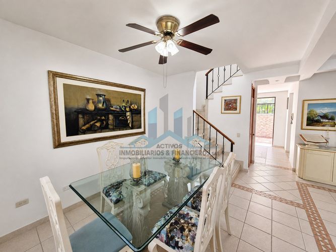 Casa de 3 alcobas en venta en Cn. Aqqua, Girardot, 106 m² · foto 4 de 24