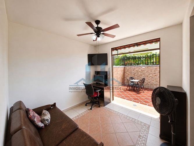 Casa de 3 alcobas en venta en Cn. Aqqua, Girardot, 106 m² · foto 10 de 24