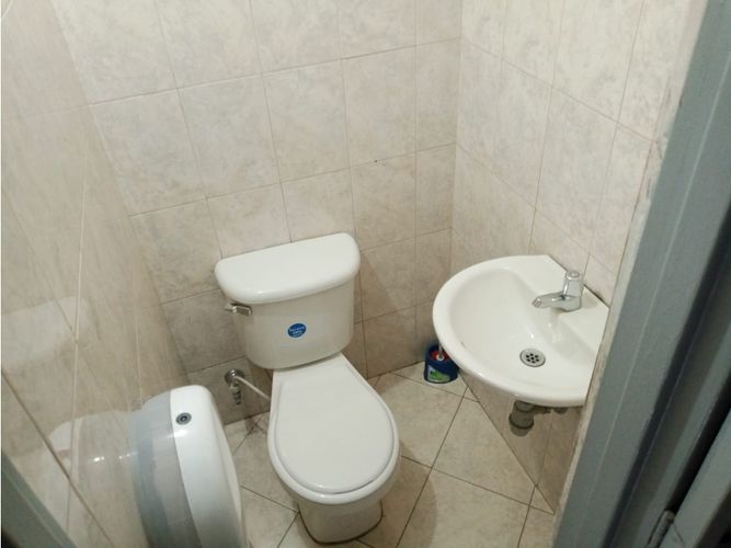 Bodega en arriendo en Los Naranjos, Itagüí, 920 m² · foto 6 de 20