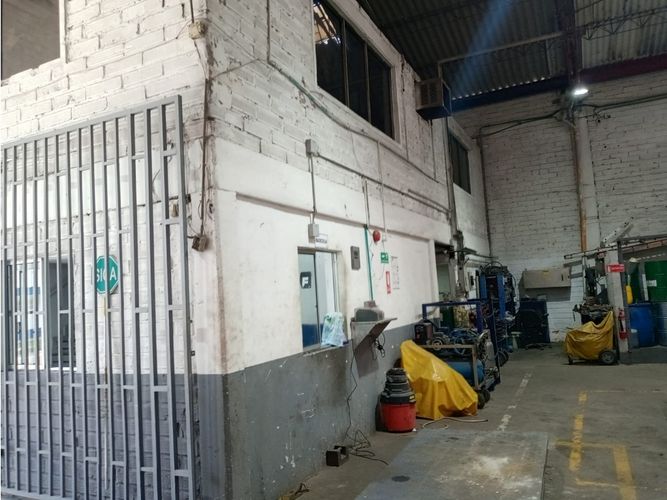 Bodega en arriendo en Los Naranjos, Itagüí, 920 m² · foto 8 de 20