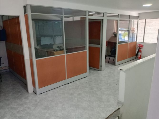 Bodega en arriendo en Los Naranjos, Itagüí, 920 m² · foto 12 de 20
