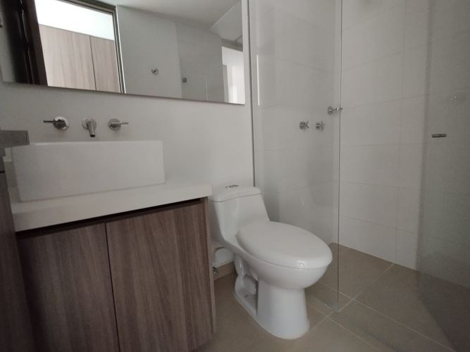Apartamento de 3 alcobas en arriendo en Loma Del Escobero, Envigado, 122 m² · foto 10 de 19