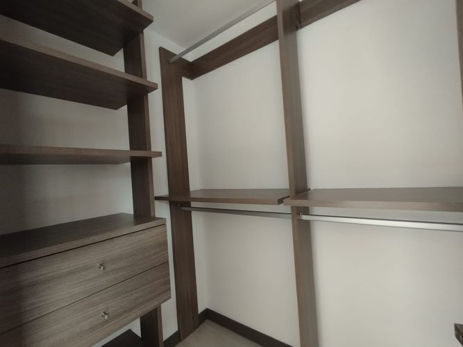 Apartamento de 3 alcobas en arriendo en Loma Del Escobero, Envigado, 122 m² · foto 13 de 19