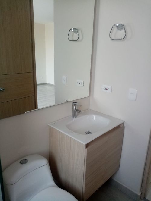 Apartamento de 1 alcoba en venta en San Felipe, Bogotá, 40 m² · foto 8 de 22