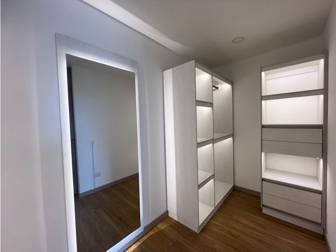 Apartamento de 2 alcobas en arriendo en Ciudad Del Río, Medellín, 95 m² · foto 4 de 16