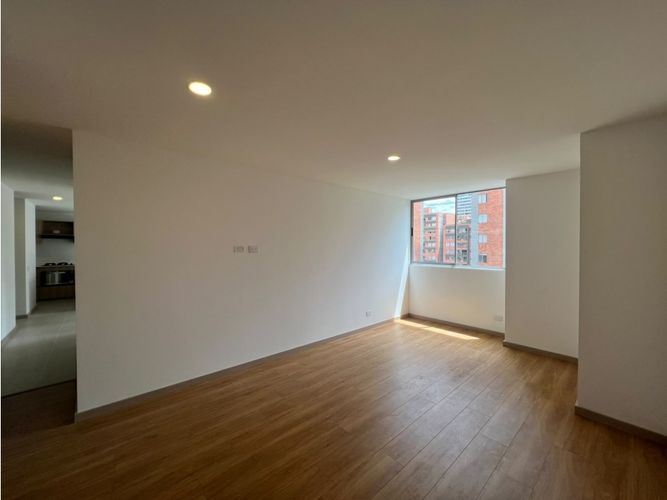 Apartamento de 2 alcobas en arriendo en Ciudad Del Río, Medellín, 95 m² · foto 5 de 16