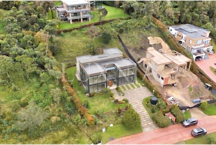 Lote en venta en Yerbabonita Bosque Nativo, Sopó, 2167 m² · foto 2 de 10