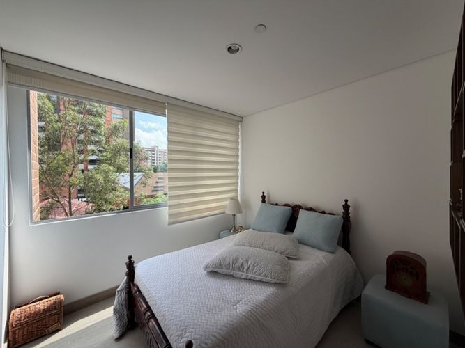 Apartamento de 2 alcobas en arriendo en Loma Del Esmeraldal, Envigado, 84 m² · foto 7 de 14