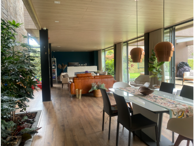 Casa de 4 alcobas en venta en Las Palmas, Envigado, 440 m² · foto 2 de 7