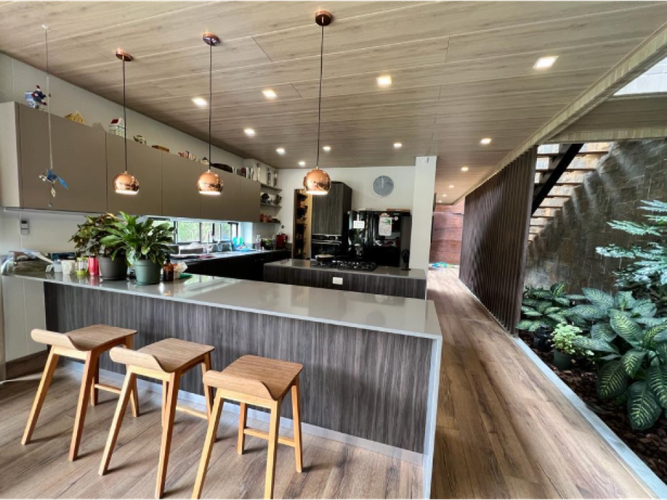 Casa de 4 alcobas en venta en Las Palmas, Envigado, 440 m² · foto 7 de 7