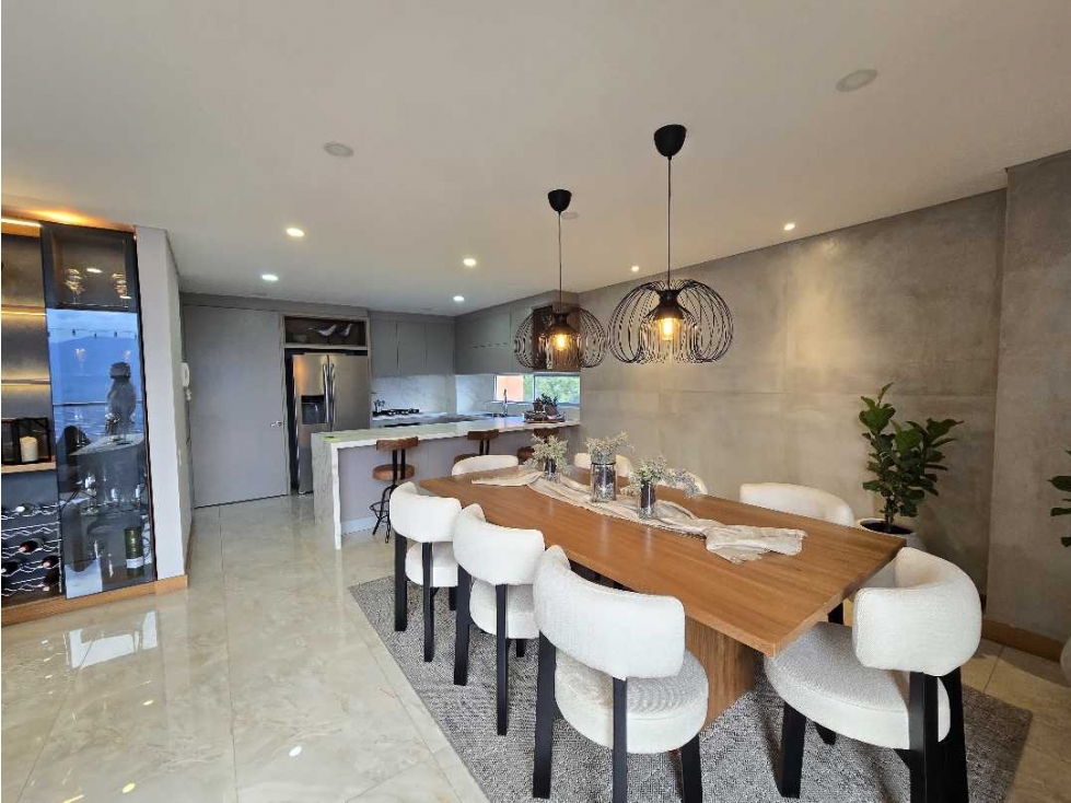 Apartamento en venta en El Tesoro, Medellín · foto 5 de 16