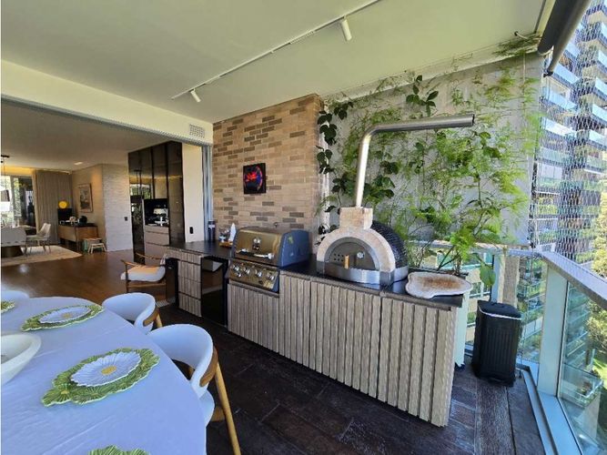 Apartamento de 3 alcobas en venta en Los Balsos, Medellín, 311 m² · foto 15 de 24