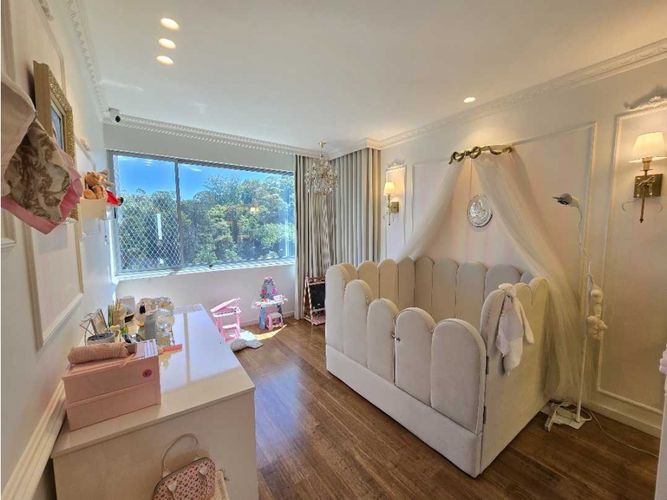 Apartamento de 3 alcobas en venta en Los Balsos, Medellín, 311 m² · foto 22 de 24