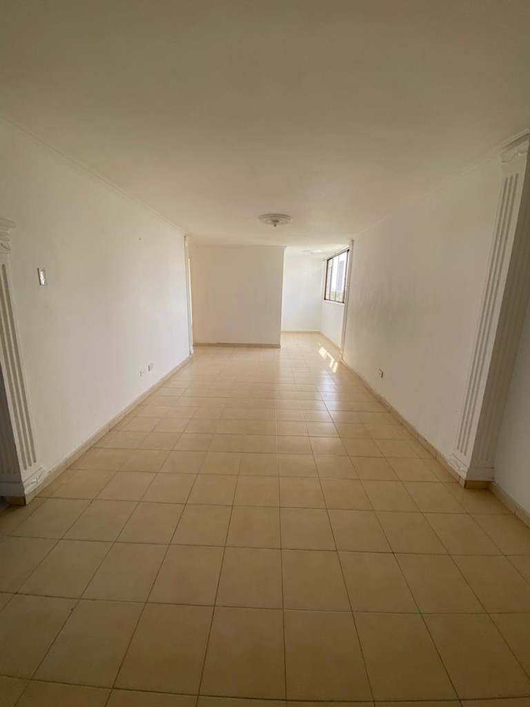 Apartamento en venta en Paraiso, Barranquilla · foto 6 de 16
