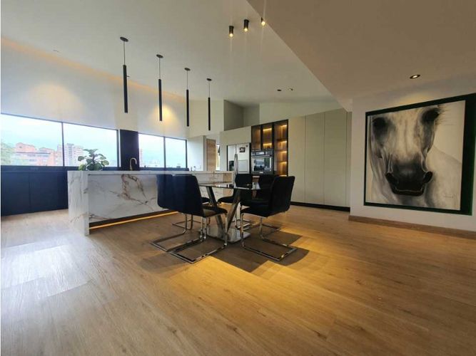 Apartamento de 3 alcobas en venta en San Lucas, Medellín, 320 m² · foto 6 de 24