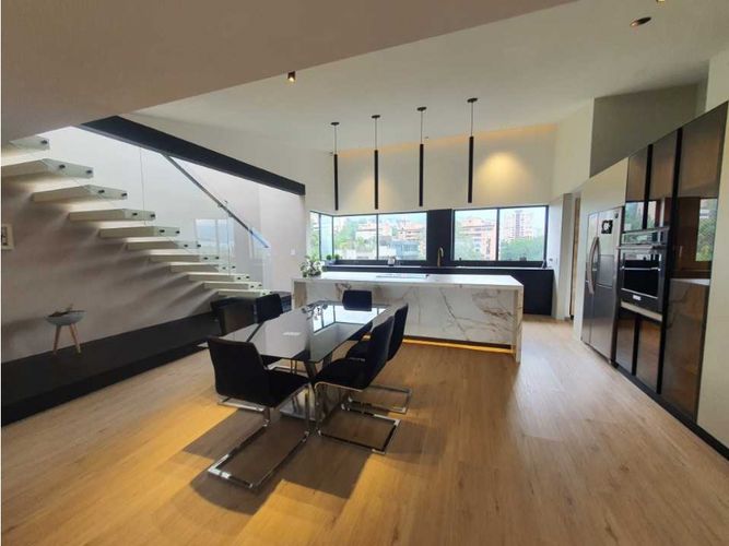 Apartamento de 3 alcobas en venta en San Lucas, Medellín, 320 m² · foto 9 de 24