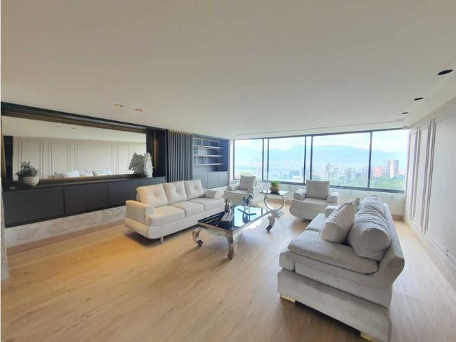Apartamento de 3 alcobas en venta en San Lucas, Medellín, 320 m² · foto 11 de 24