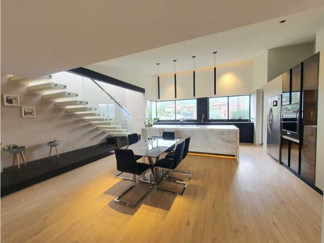 Apartamento de 3 alcobas en venta en San Lucas, Medellín, 320 m² · foto 12 de 24