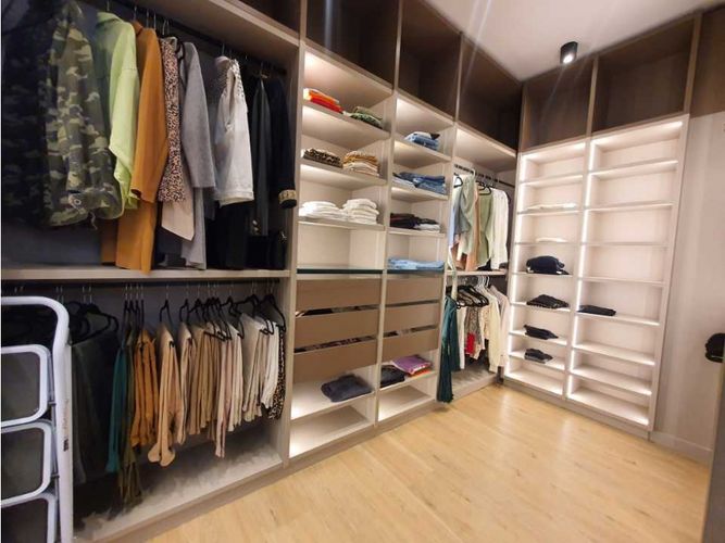 Apartamento de 3 alcobas en venta en San Lucas, Medellín, 320 m² · foto 17 de 24