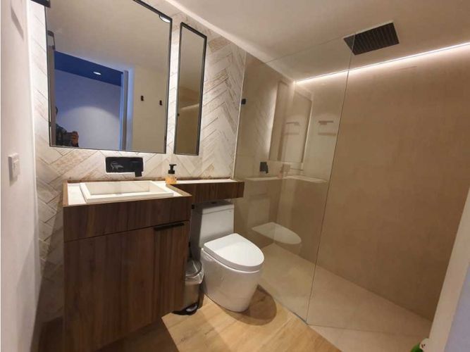 Apartamento de 3 alcobas en venta en San Lucas, Medellín, 320 m² · foto 21 de 24