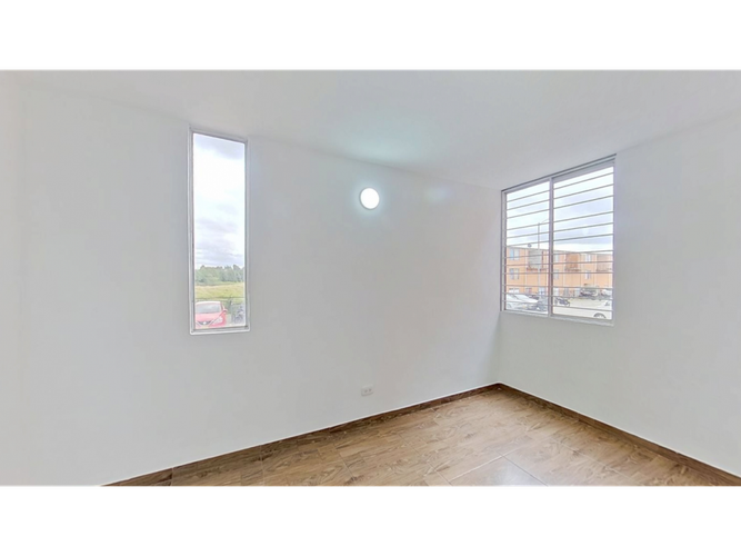 Apartamento de 3 alcobas en venta en Hacienda Los Alcaparros Ii, Madrid, 51 m² · foto 3 de 10