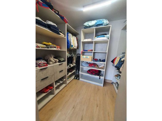 Apartamento de 3 alcobas en venta en San Lucas, Medellín, 320 m² · foto 22 de 24