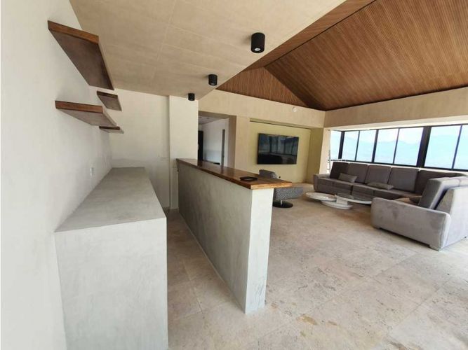 Apartamento de 3 alcobas en venta en San Lucas, Medellín, 320 m² · foto 23 de 24