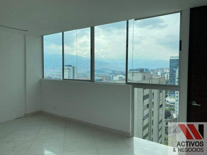 Oficina en venta en Los Balsos, Medellín, 97 m² · foto 4 de 14