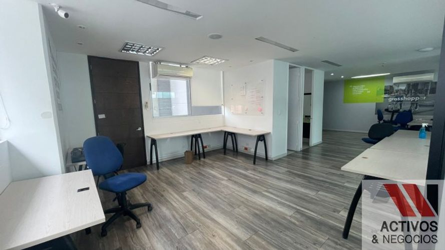 Oficina en venta en Los Balsos, Medellín, 97 m² · foto 6 de 14