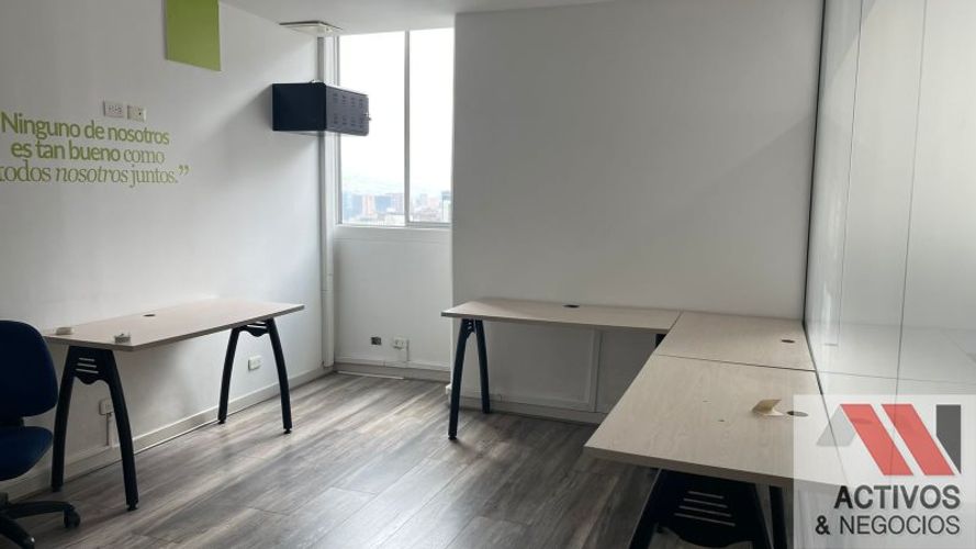 Oficina en venta en Los Balsos, Medellín, 97 m² · foto 11 de 14