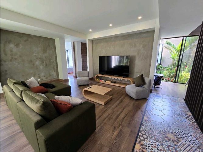 Casa de 3 alcobas en venta en Vía Las Palmas, Envigado, 450 m² · foto 17 de 24