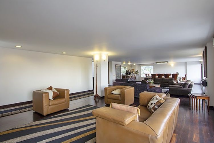 Casa de 4 alcobas en venta en El Refugio, Bogotá, 525 m² · foto 20 de 20