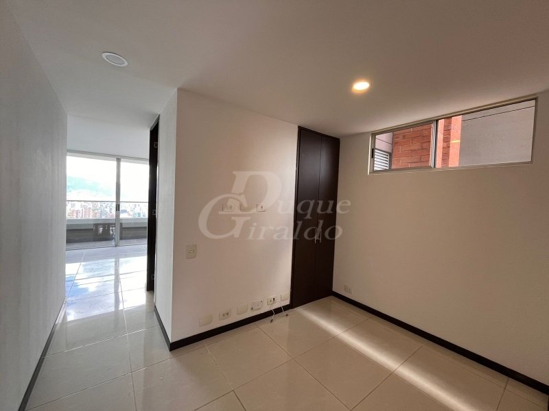 Apartamento en arriendo en Las Palmas, Medellín · foto 8 de 17