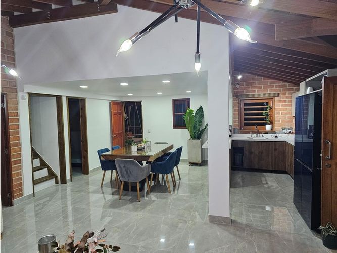 Finca en venta en Ub. La Rochela, Rionegro, 250 m² · foto 5 de 11
