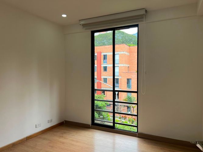 Apartamento de 2 alcobas en arriendo en Loma Del Escobero, Envigado, 66 m² · foto 11 de 15