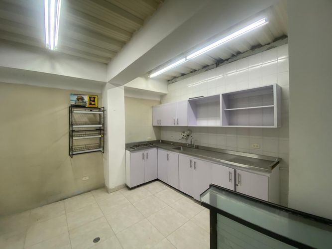 Casa de 13 alcobas en arriendo en Santa Monica, Dosquebradas, 311 m² · foto 4 de 15