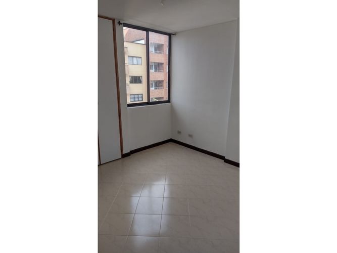 Apartaestudio en venta en Calasanz, Bogotá, 87 m² · foto 3 de 18
