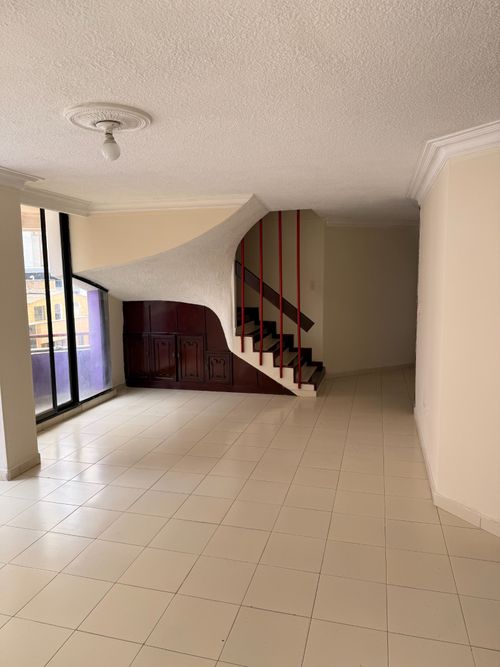 Apartamento de 5 alcobas en venta en Bolarqui, Bucaramanga, 210 m² · foto 3 de 24