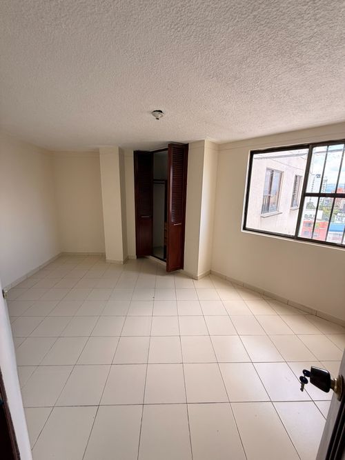 Apartamento de 5 alcobas en venta en Bolarqui, Bucaramanga, 210 m² · foto 16 de 24