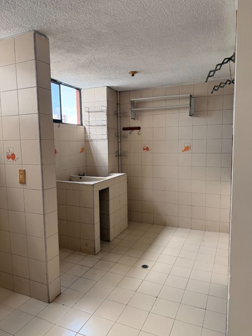 Apartamento de 5 alcobas en venta en Bolarqui, Bucaramanga, 210 m² · foto 8 de 24