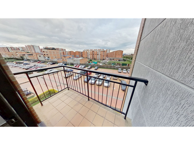 Apartamento de 3 alcobas en venta en San Pedro, Madrid, 51 m² · foto 7 de 10