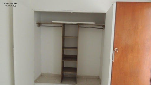 Casa en venta en Las Americas, Bogotá · foto 2 de 24